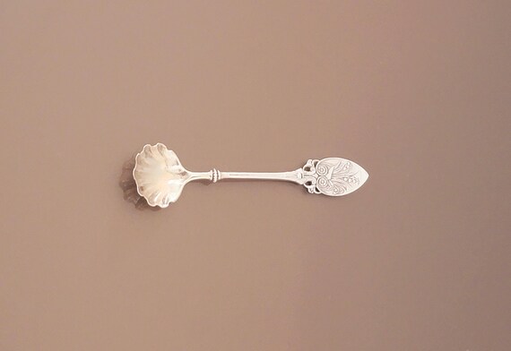 Salt Spoon - Lily aka 88 by Gorham Sterling Silver