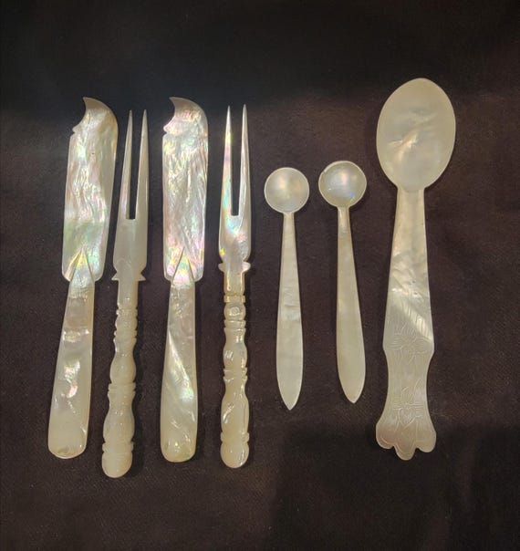Mother of Pearl Caviar Set