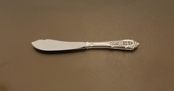 Master Butter Knife  - Rosepoint by Wallace Sterling Silver Handle 6-3/4"
