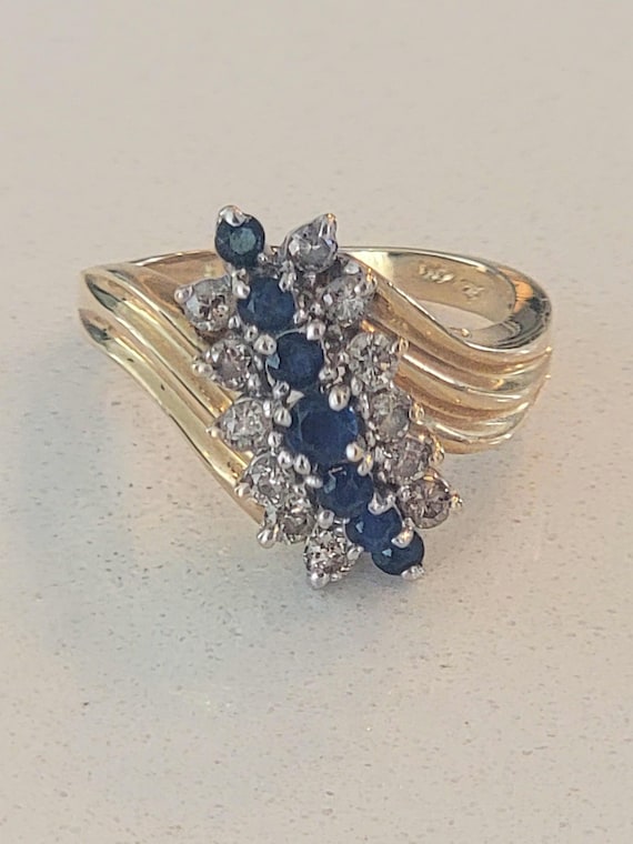 Vintage 14K Gold Sapphire & Diamond Cluster Ring – Size 6.5