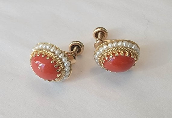 14k Gold Coral Earrings