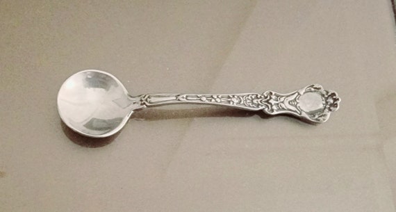Nuremberg by Alvin Sterling Silver Master Salt Spoon
