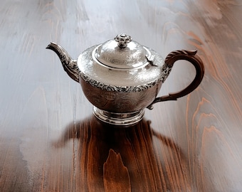 イギリス製　銀製　BARKER ELLIS　ヴィンテージ　コーヒーセット ELLIS BARKER Silver Plate Coffee Pot 1920s Engraved Barker