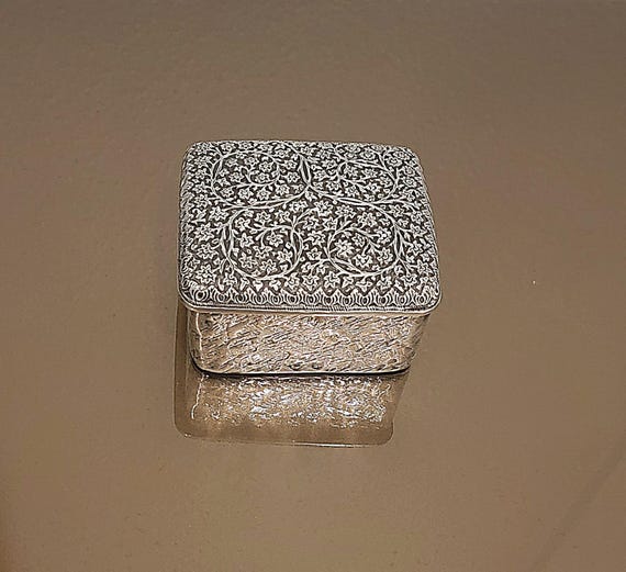 Silver Indian Kutch Trinket Box