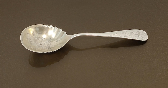 Antique Frank Smith Sterling Silver Berry / Casserole Serving Spoon – 8-1/2" – Hand Engraved Birds