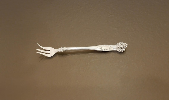 Cocktail Fork - Viking by Alvin Sterling Silver- Light mono G - 5-1/4"