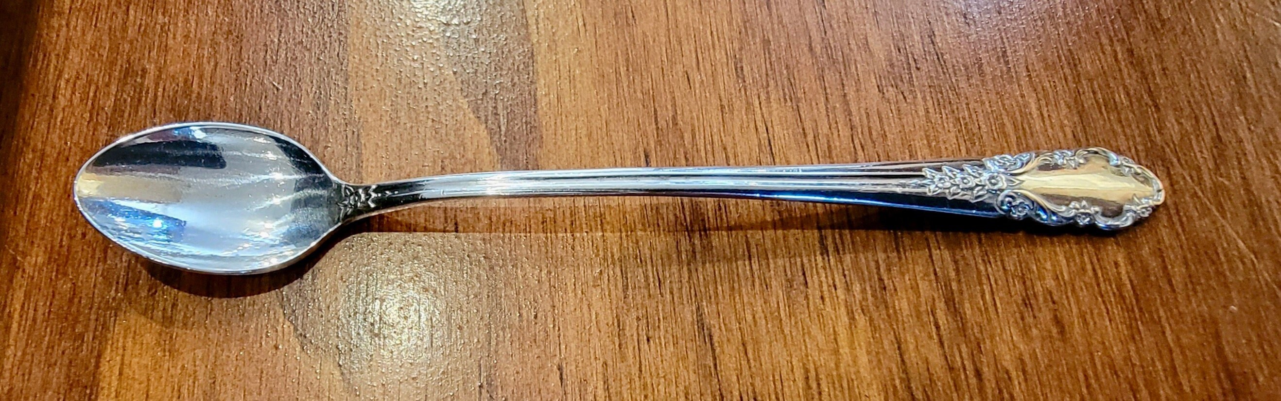 Silver feeding spoon for baby outlet