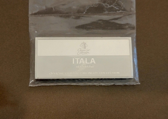 Sterling Silver 0.65 Troy Ounce Itala Car Bar