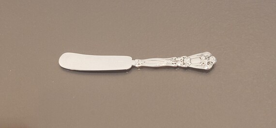 Butter Spreader - Iris by Durgin