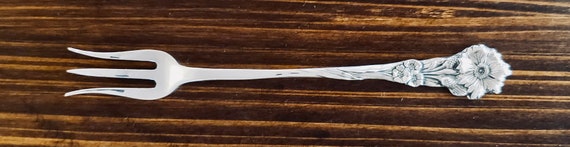 Harlequin by Reed & Barton Sterling Silver Olive/Pickle Fork