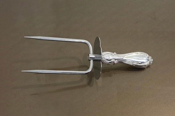 Michael C Fina Orleans Sterling Silver Large Roast Holder Fork 9.5” Joint Carving Fork Vintage