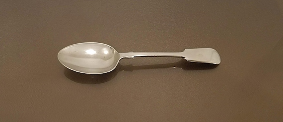 Vintage “Nevada Silver D&A” Serving Spoon – 8 3/4" – English Flatware – Minimalist Design – Birmingham