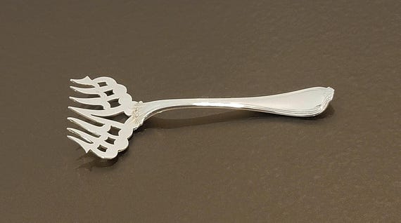 Sardine Fork - Old Newbury by Towle Sterling Silver