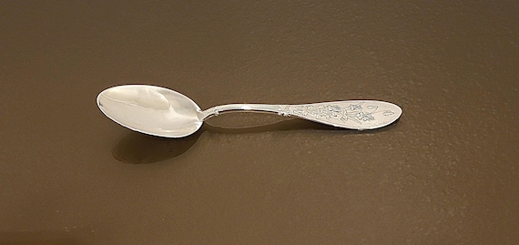 Oval Soup / Dessert Spoon - 6-7/8" - Mono S - Honeysuckle by Whiting Sterling Silver