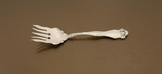 Sardine Fork – Winchester by International Sterling Silver 6"