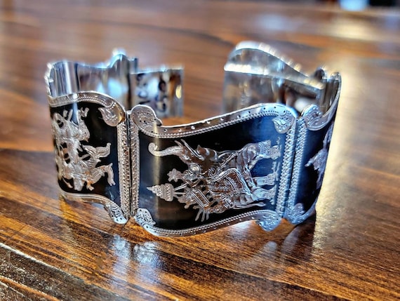 Silver Siam Cuff Bracelet