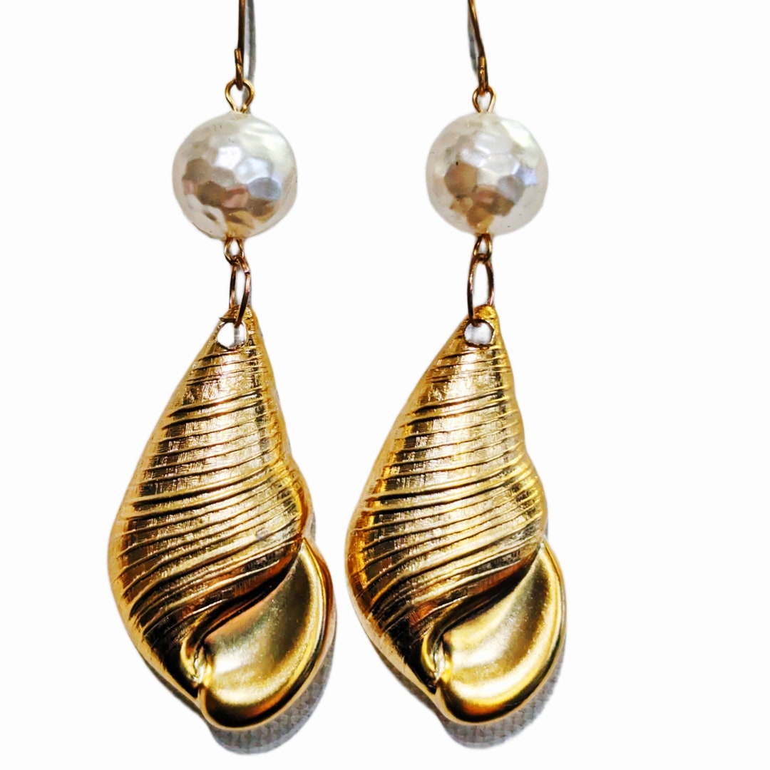 Plated Shells Vintage Pearls + Gold Plated Shells 3 Inch Long USA Made by Sugar Gay ...