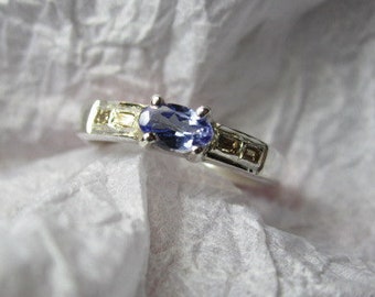 NATURAL tanzanite and NATURAL diamond ring , good QUALITY