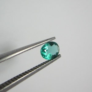 esmeralda natural, esmeralda oval, esmeralda, corte esmeralda, corte oval esmeralda, pedra lapidada esmeralda, esmeralda para joias, esmeralda solta, esmeralda