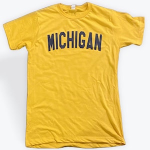 Michigan -Arch Navy- Yellow T-Shirt