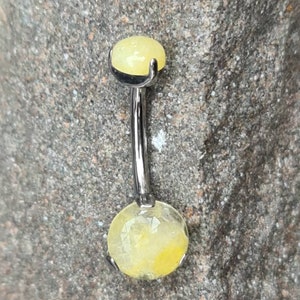Citrine Stone Cabochon Internally Threaded Titanium Belly Bar - UK Seller