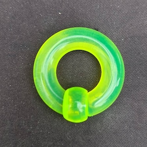 1 x Green UV Acrylic Heavy Gauge Ball Closure Ring | Light Weight Stretched Lobe Septum PA Piercings | Body Piercing Jewellery | UK seller