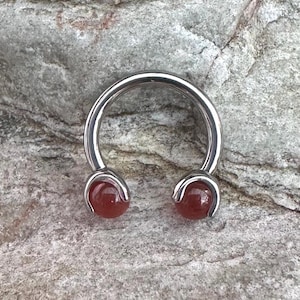 Red Agate | 1.2mm (16g) Internally Threaded Titanium Circular Barbell Horseshoe | Septum Hoop Daith Helix Earring Piercing Ring | UK Seller
