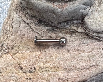 Stud Labret | Titane de qualité implant à filetage interne | 1,2 mm (16 g) | Pour les lèvres, les oreilles, les conques Helix Tragus, etc. | Barre de piercing de base | Vendeur britannique