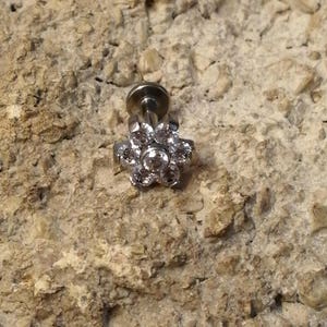 Titanium Crystal Flower Internally Threaded Labret Stud - 1.2mm Gauge - suitable for lip, tragus, helix etc - UK Seller