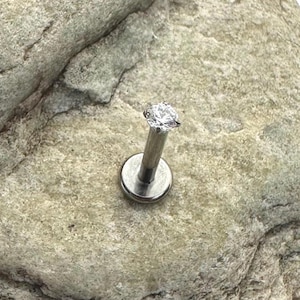 2mm Clear Crystal | Prong Set Stone | Titanium Micro Labret Stud | 1.2mm (16g) | Ear Piercings Tragus Conch Helix Lip Medusa | UK Seller