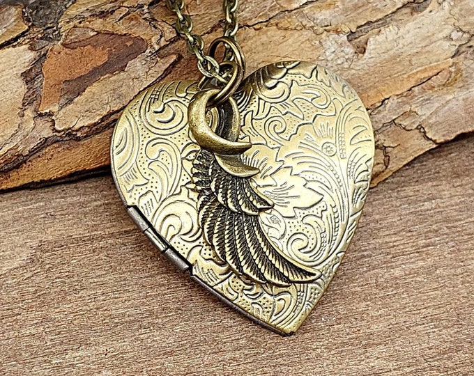 Large Embossed Bronze Heart Locket | Urn Necklace for Ashes or Hair | Cremation Jewelry | Keepsake Jewelry | Urn Jewelry | Daffodil Locket