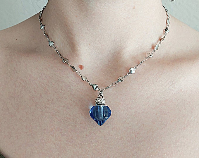 Crystal Heart Urn Necklace | Heart Urn Jewelry | Cremation Jewelry | Fillable Pendant for Ashes | Mourning Necklace