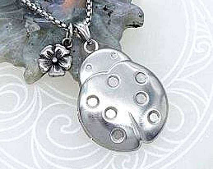 Lady Bug Locket Necklace Urn Jewelry | Ladybug Necklace | Cremation Jewelry for Ash | Lady Bug Jewelry | Urn Pendant | Memorial Jewelry