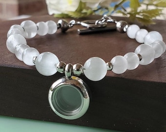 Small Locket Bracelet for ashes, lock of hair | Cats Eye Urn Jewelry | Memorial Gift for Her | Cremation Jewelry Bracelet | Keepsake Lockets