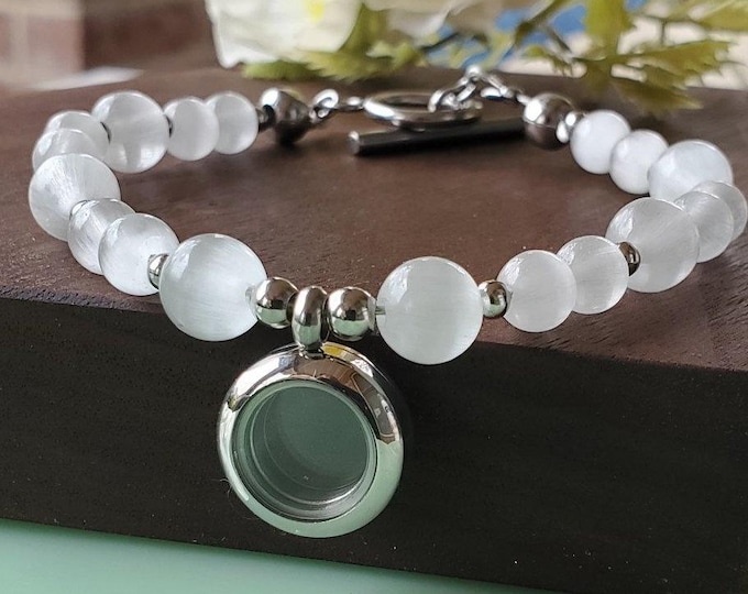 Small Locket Bracelet for ashes, lock of hair | Cats Eye Urn Jewelry | Memorial Gift for Her | Cremation Jewelry Bracelet | Keepsake Lockets
