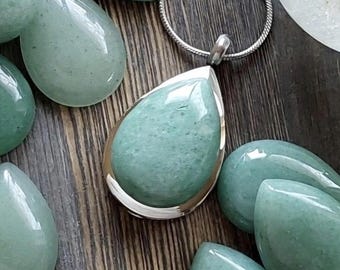 Green Aventurine Teardrop Urn Locket | Glass Cremation Jewelry | Ashes Keepsake | Urn Necklace | Teardrop Pendant for Ash Remains