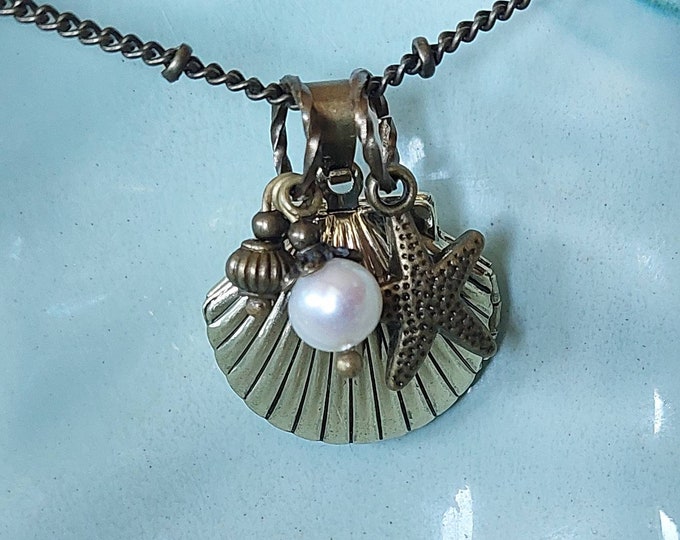 Bronze Shell Locket Urn Necklace for Ashes, Sand Urn, Hair | Keepsake Cremation Jewelry | Beach Urn Jewelry for Ash | Shell Urn Pendant