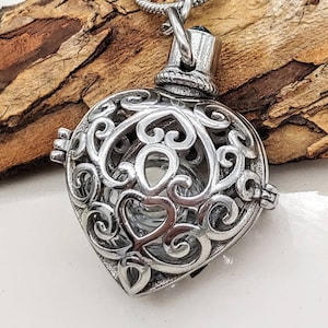 Heart Urn Locket Necklace for Ashes | Sympathy Gift | Cremation Jewelry | Urn Jewelery for Cremains | Memorial Jewellery | Mourning Jewelry