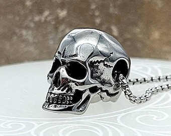 Stainless Steel Skull Crematiin Jewelry Urn Necklace for Men | Memorial Necklace | Skull Urn Jewelry | Small Urn for Ashes | Sympathy Gift