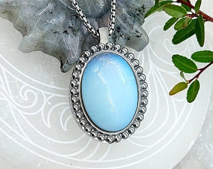 Opalite Keepsake Pendant for Cremains | Urn Necklace for Ashes | Urn Jewellery | Cremation Jewelry Amulet | Sympathy, Funeral Gifts for Mom