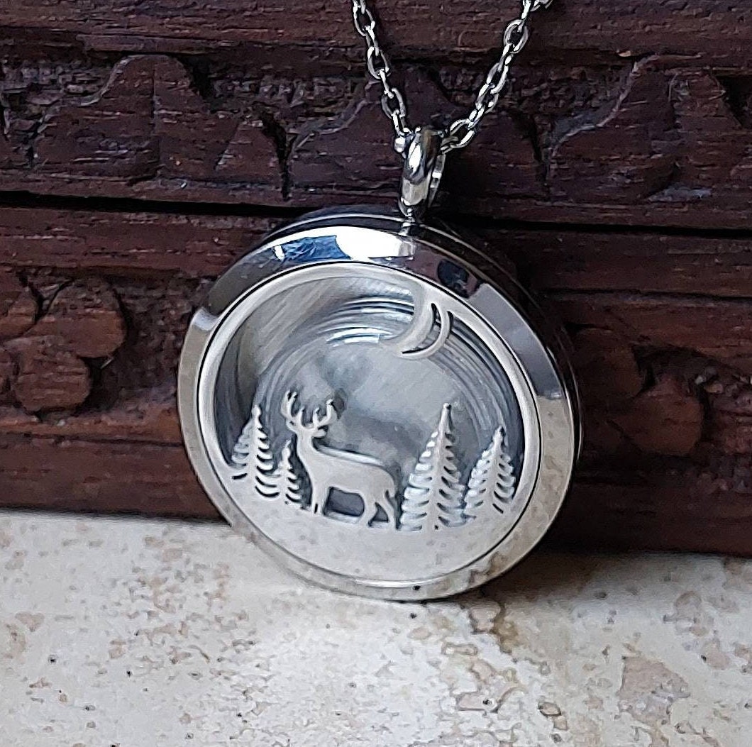 Cremation Jewellery, Ashes Keepsake, Ashes Jewellery, Floating Locket,  Memorial Jewellery, Cremation Locket, Urn for Ashes, Ashes Necklace - Etsy  | Ashes jewelry, Remembrance jewelry, Memorial jewelry ashes