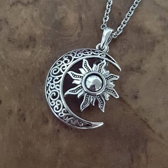 Jewelry Trends Sterling Silver Sun Moon Tree of Life Pendant Necklace 18