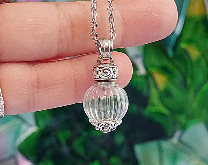 Pumpkin Glass Pendant Keepsake Glass Urn Necklace for Ashes | Memorial Ashes Jewelry | Cremation Jewellery | Urn Jewelry Gift for Women