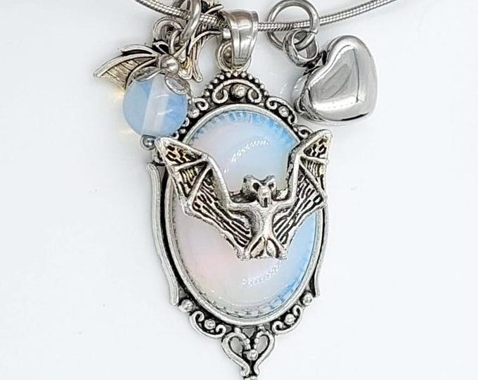 Vampire Bat Urn Pendant Necklace for Ashes | Cremation Jewelry | Amulet for Cremains | Urn Jewelry | Memorial Ash Funeral Jewelry Halloween