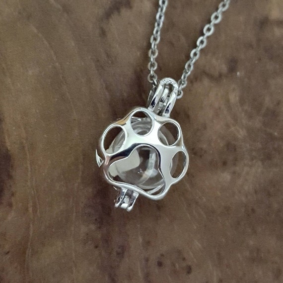 925 Sterling Silver Paw Print Memorial Locket Pet Urn Jewelry Hair Ash Cremation - Silver Paw Pendant Necklace 925 Sterling Silver Paw Print Memorial Locket Pet Urn Jewelry Hair Ash Cremation - Silver Paw Pendant Necklace