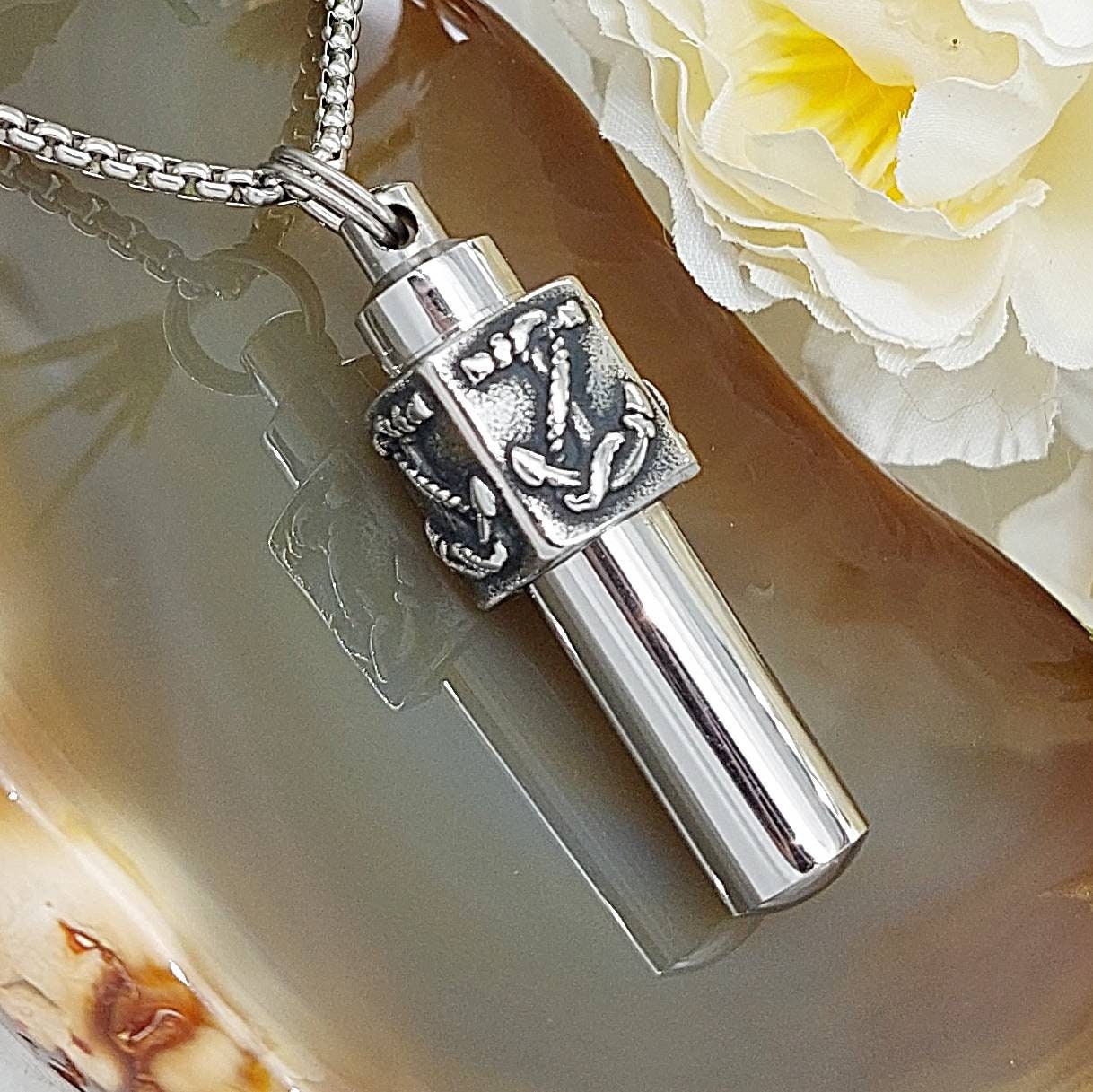 Men's Classic Wheel Tire Cremation Jewelry For Ashes Of Loved Ones Pet  Memorial Urn Necklace Stainless Steel (Black) | Amazon.com