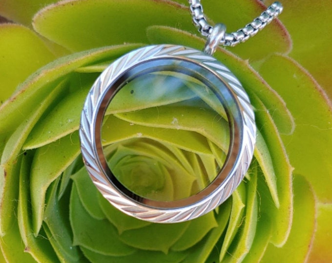 Beveled Glass Locket Necklace | Keepsake Jewelry | Cremation Jewelry | Urn Necklace | Memorial Jewelry | Hair, Ashes, Funeral Flower Locket