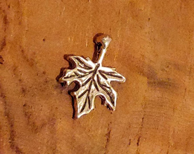 Maple leaf Charm