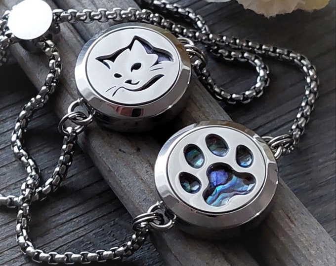 Pet Memorial Jewelry | Cat or Dog Paw Urn Bracelet for Ashes | Pet Loss Gift | Animal Urn Jewelry | Cremation Jewelry | Gift for Cat Loss