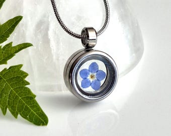 Dried Flower Forget Me Not Locket | Small Cremation Ashes Necklace | Handmade Urn Jewelry | Memorial Lockets | Ashes Keepsake